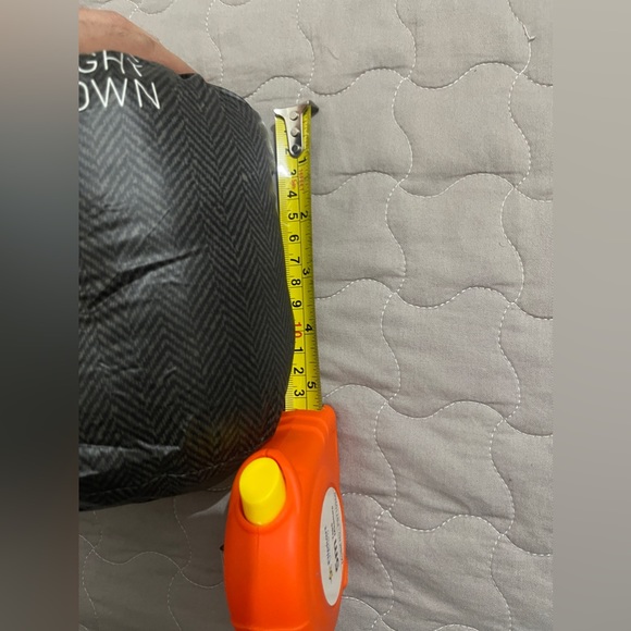 UniQlo Ultra Light DOWN FEATHER(50gram weight total) - Picture 12 of 16